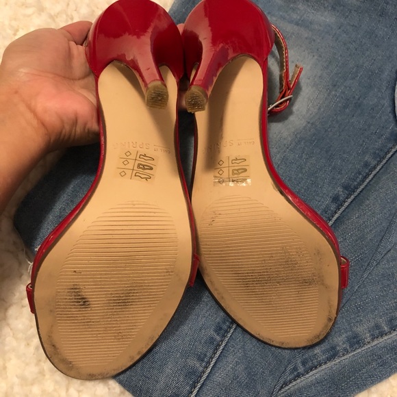 Call it spring red heels size 5 - Picture 7 of 9